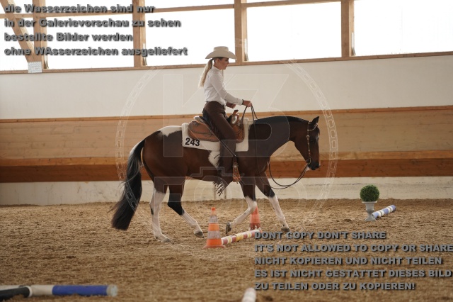 s_A_901778.JPG